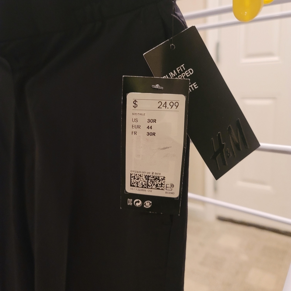 H&M pants - Picture 2 of 3